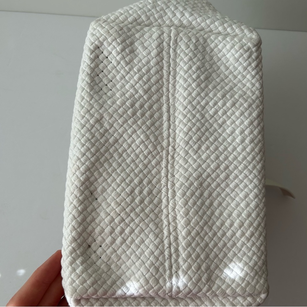 120% Lino White Woven Handbag Purse Satchel - Picture 15 of 16
